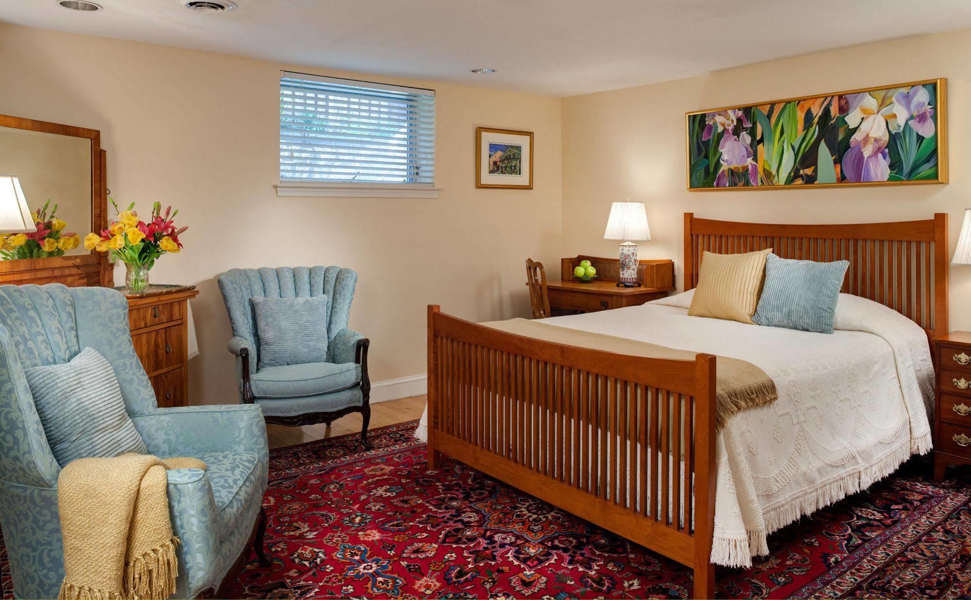Woodley Park 4*
